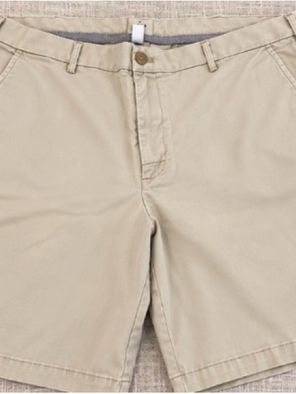 IZOD Men’s Chino Shorts Size 40 Khaki Relaxed Fit Stretch